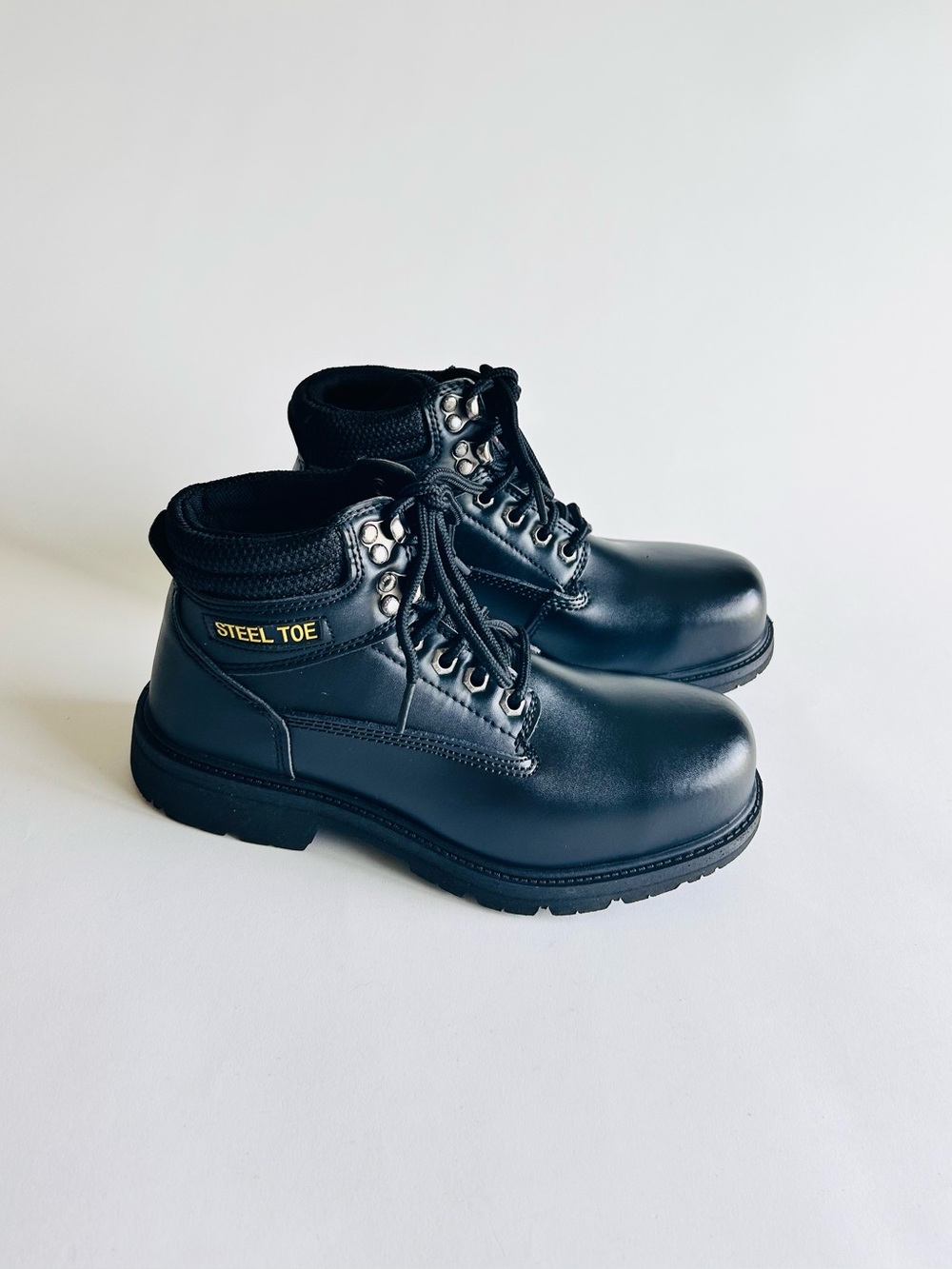 New Men’s Brahma Black Leather Steel Toe Rubber Outsole Combat Boots size 6.5